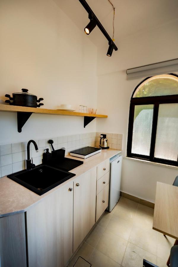 Julia'S Hotel Suites 암만 외부 사진